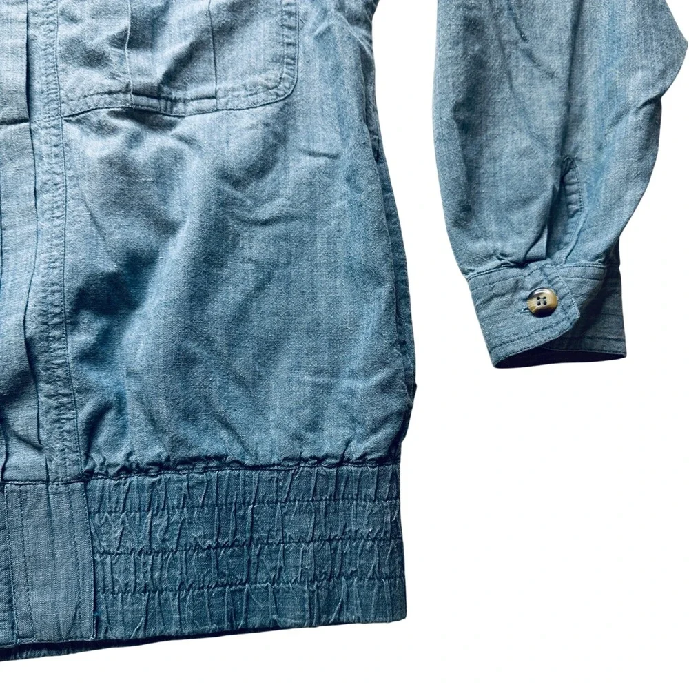 Carole Little Denim Jacket Sport Shirt Style Button Up Pockets Blue‎ Size 6